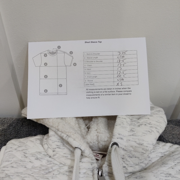 Merona Quilted Faux Fur Lined Vest - XS - Picture 10 of 10